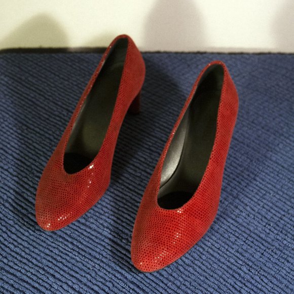 Red Suede Kitten Heels - Picture 3 of 3